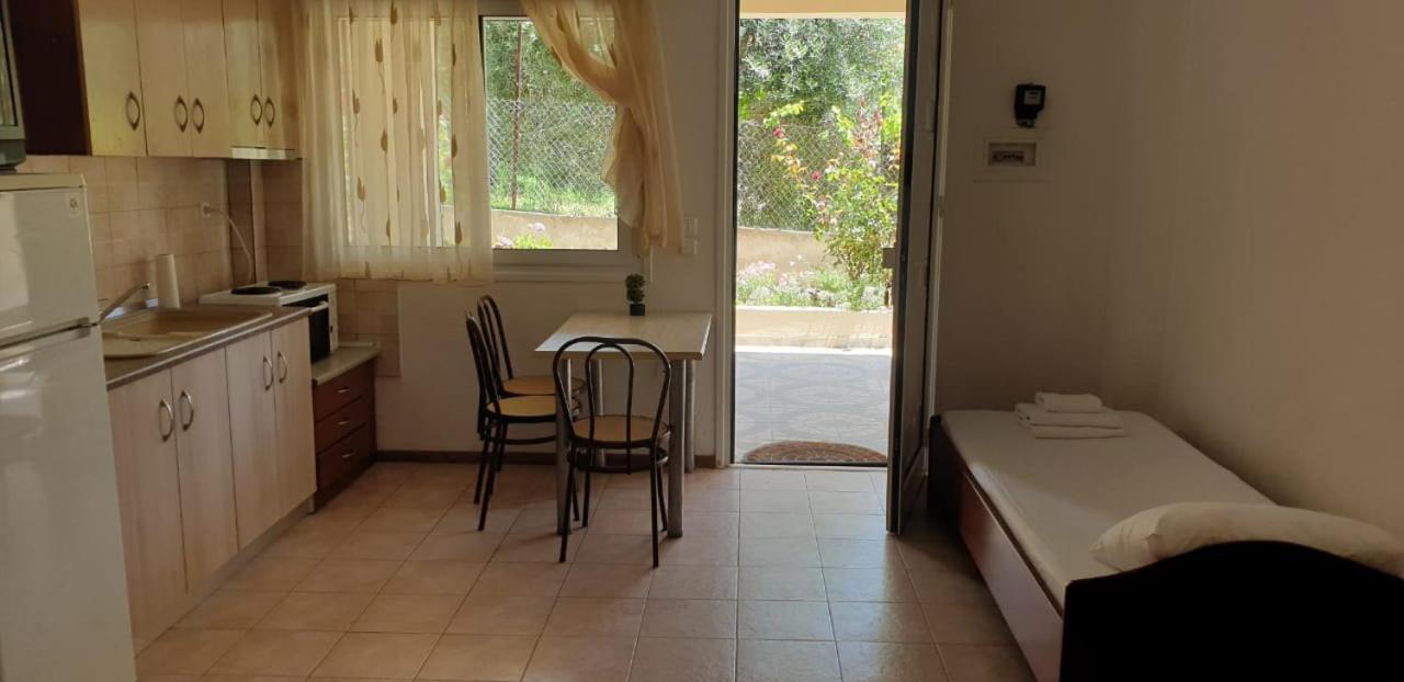 Sunday Mood Apartment Nea Skioni Exterior foto